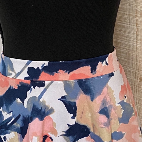 Lara Fashion Floral Print Skirt, Size L - Picture 3 of 10